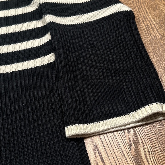 Toteme Signature Striped Wool Blend Oversized Turtleneck Sweater Womens M - Picture 4 of 12